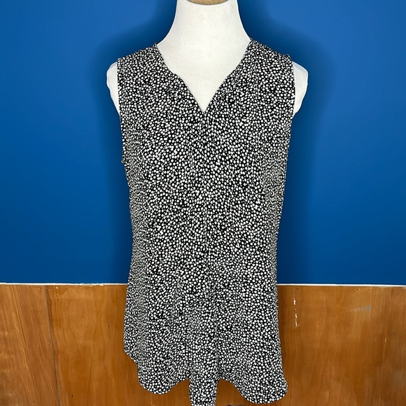 Van Heusen Tops - Van Heusen top